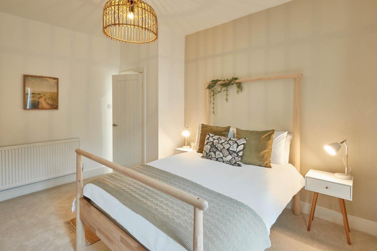 Host & - Retreat By The Sea Holiday home *